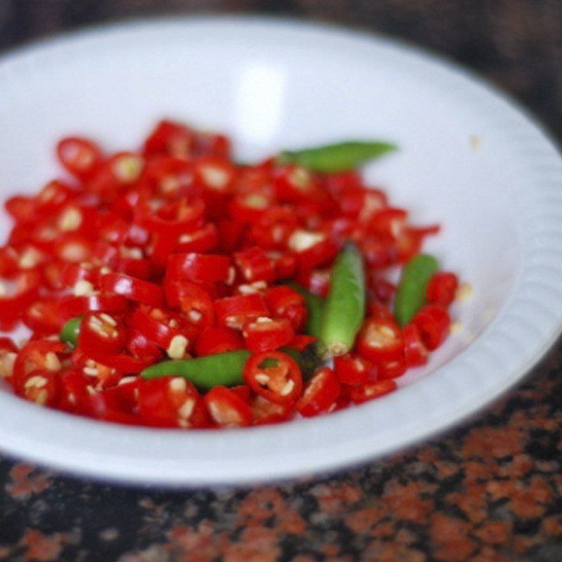 Step 1 Prepare the ingredients for Tomato Meat Sauce