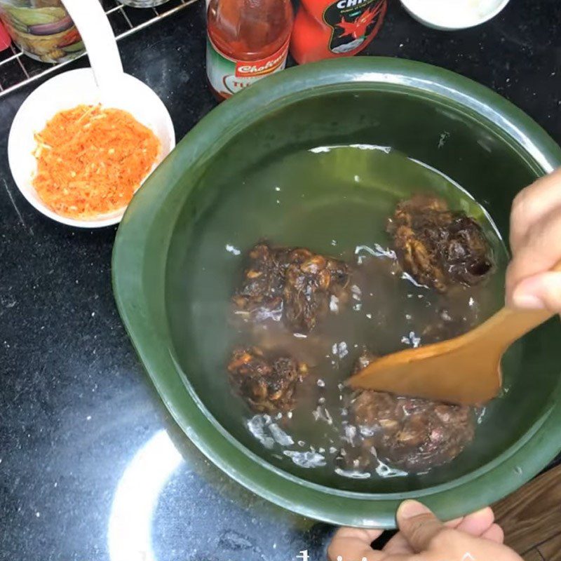 Step 1 Prepare the ingredients Spicy Tamarind Sauce