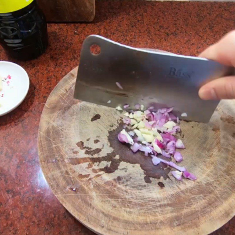 Step 1 Prepare the ingredients for Stir-fried rice noodles