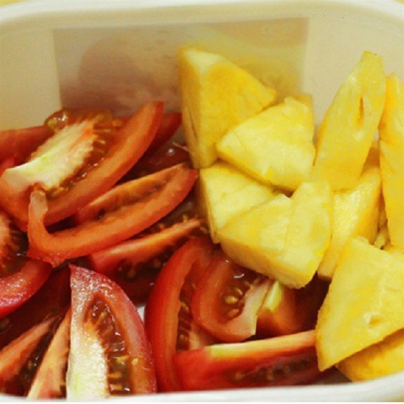 Step 1 Prepare the ingredients for Sour Fish Soup with Red Tilapia