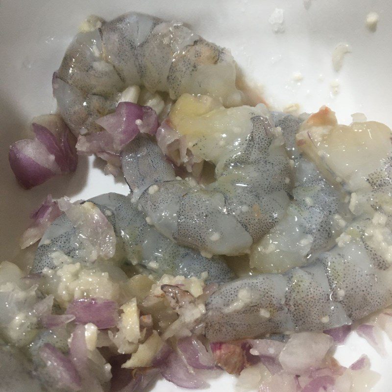 Step 1 Prepare the ingredients for Stir-fried Vermicelli with Shrimp