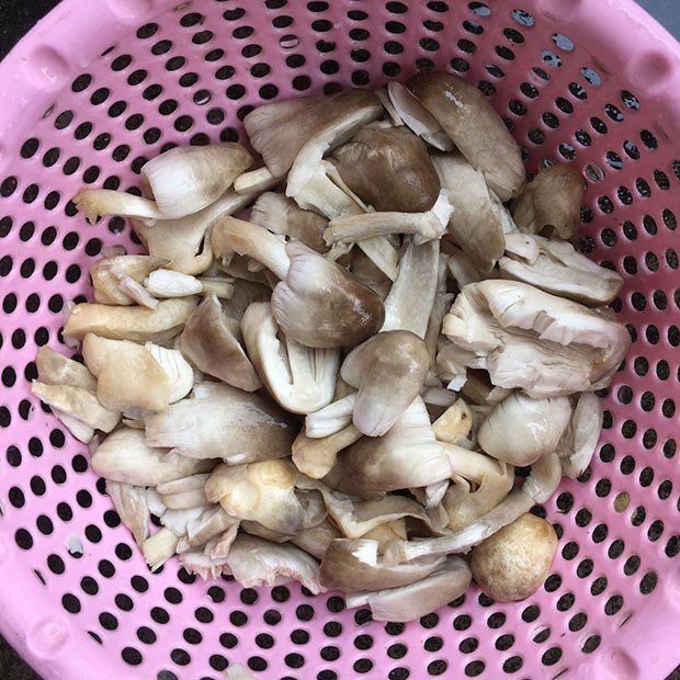 Step 1 Prepare Ingredients for Jackfruit Fiber Stewed with Meat