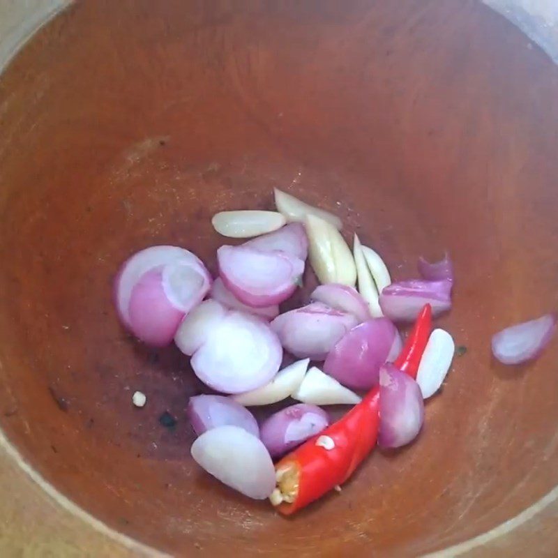 Step 2 Prepare the additional ingredients Fried squid with pepper