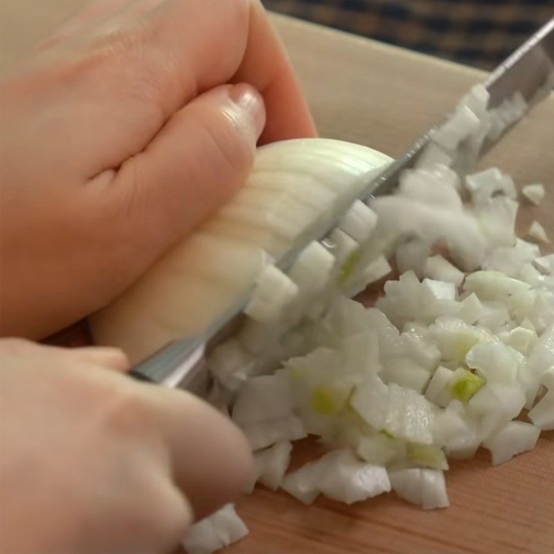 Step 1 Prepare the vegetables for Chicken Tomato Cheese Pasta