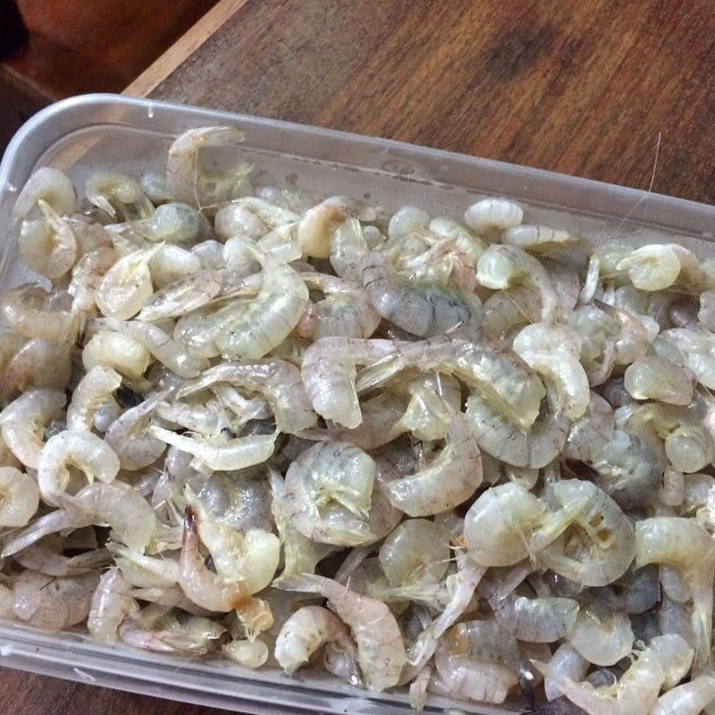 Step 1 Prepare shrimp and ingredients for Tép cake with taro