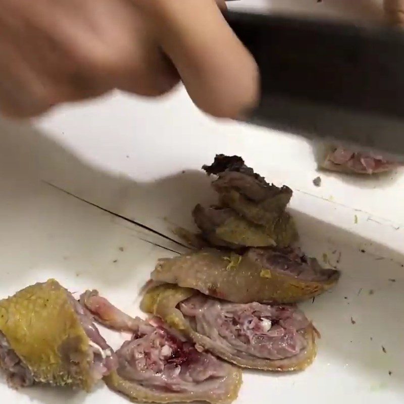 Step 1 Prepare and briefly boil the chicken neck Five-Spice Chicken Neck using an air fryer