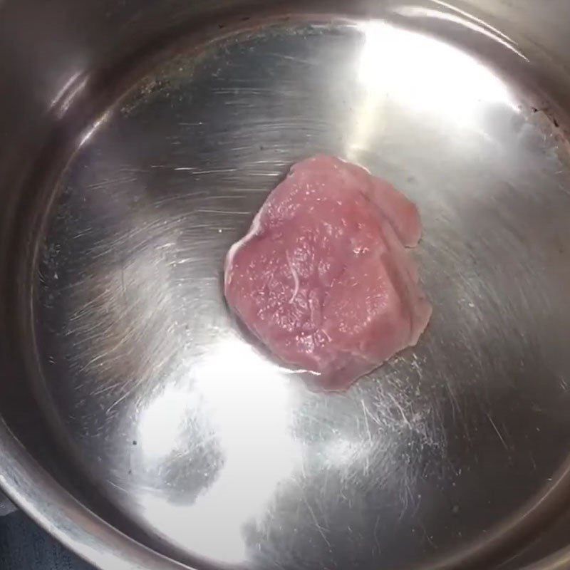 Step 1 Prepare and Boil the Pork Amaranth Porridge with Pork and Tofu