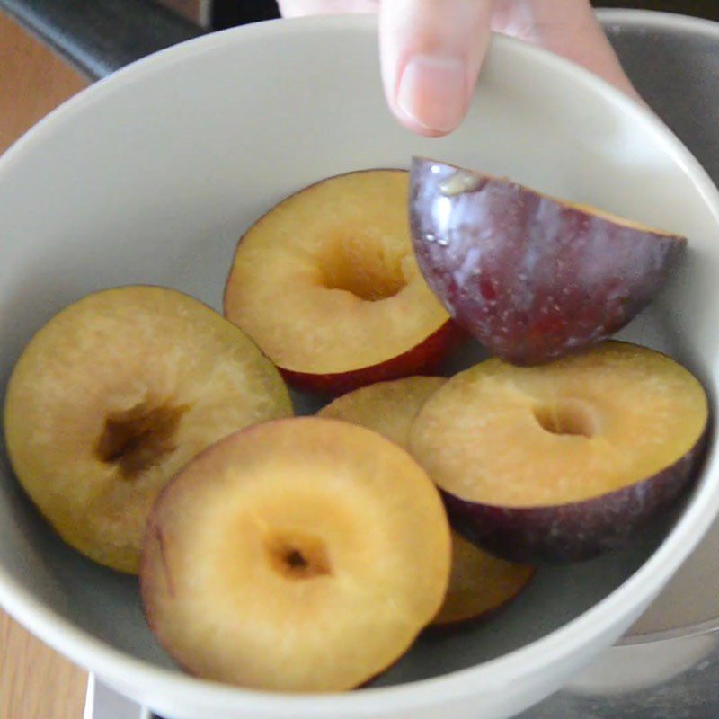 Step 1 Prepare and cook plums for Plum Punch