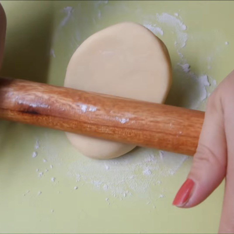 Step 7 Shaping the chicken drumstick Grilled Chicken Drumstick Cake