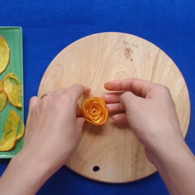 Step 3 Making Rose Shape Jelly with Rose Filling