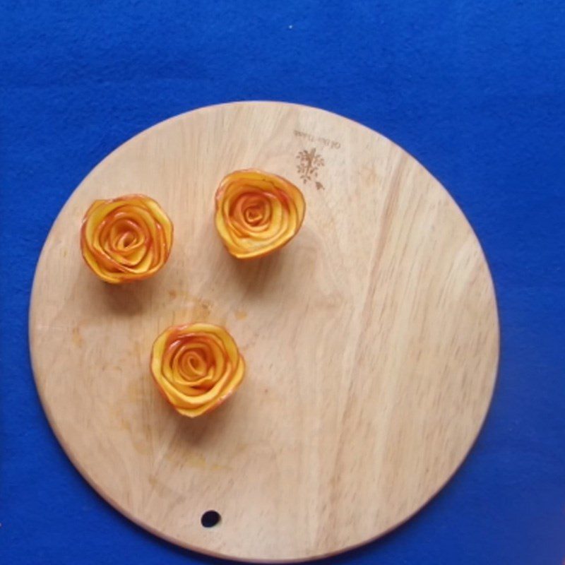 Step 3 Making Rose Shape Jelly with Rose Filling