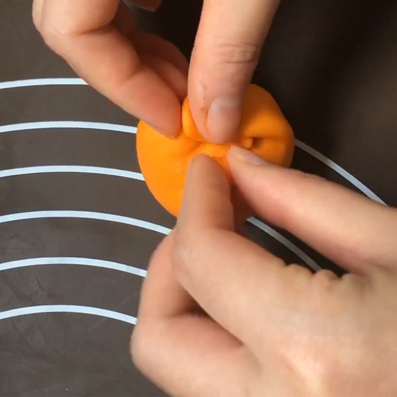 Step 5 Shaping the Tangerine Tangerine Bun