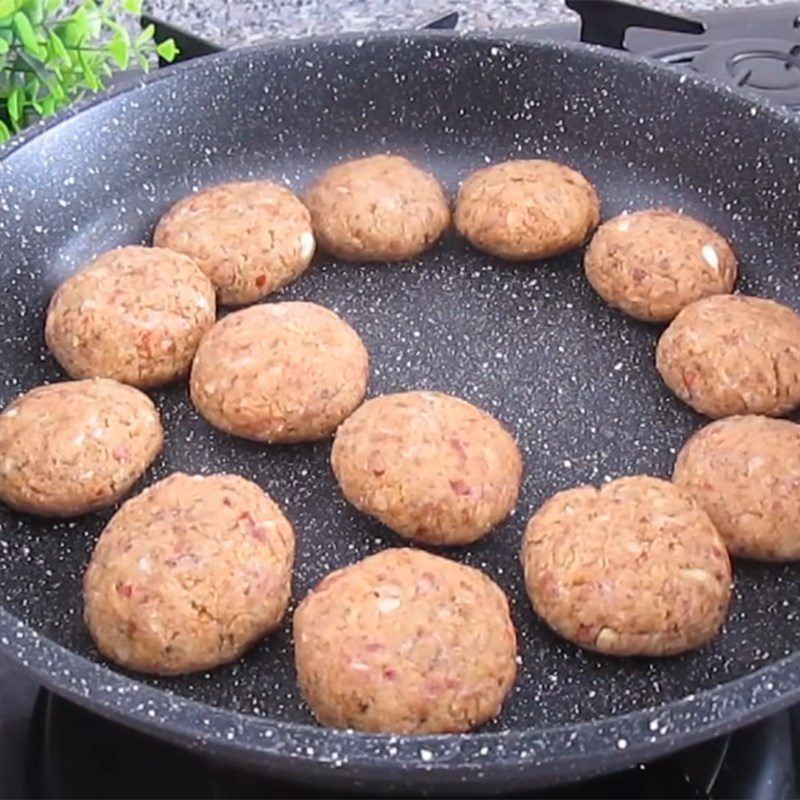 Step 3 Shape and pan-fry the meatballs for grilled eggplant rolls