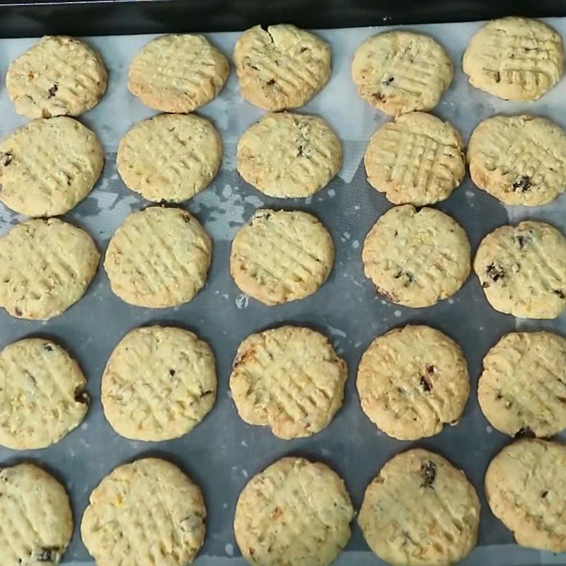 Step 5 Shaping and Baking the Cookies Salt egg chia seed cookies