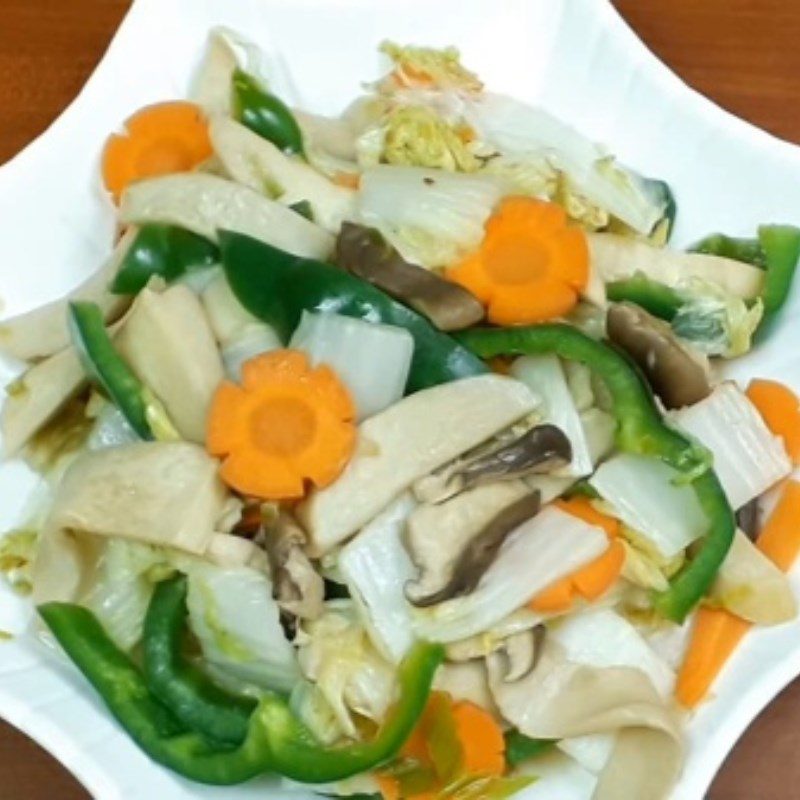 Step 4 Final Product Stir-fried Napa Cabbage with Chicken Thigh Mushrooms