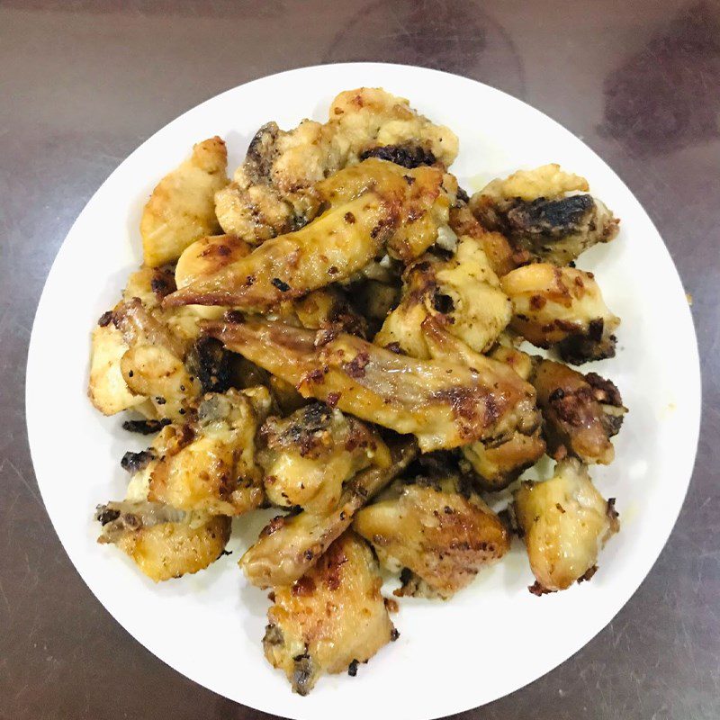 Step 4 Final Product Fried Chicken Wings with Fish Sauce (recipe shared by users)