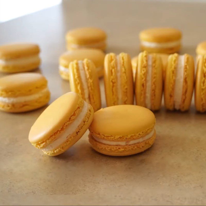 Step 7 Final product of lemon macarons with flour