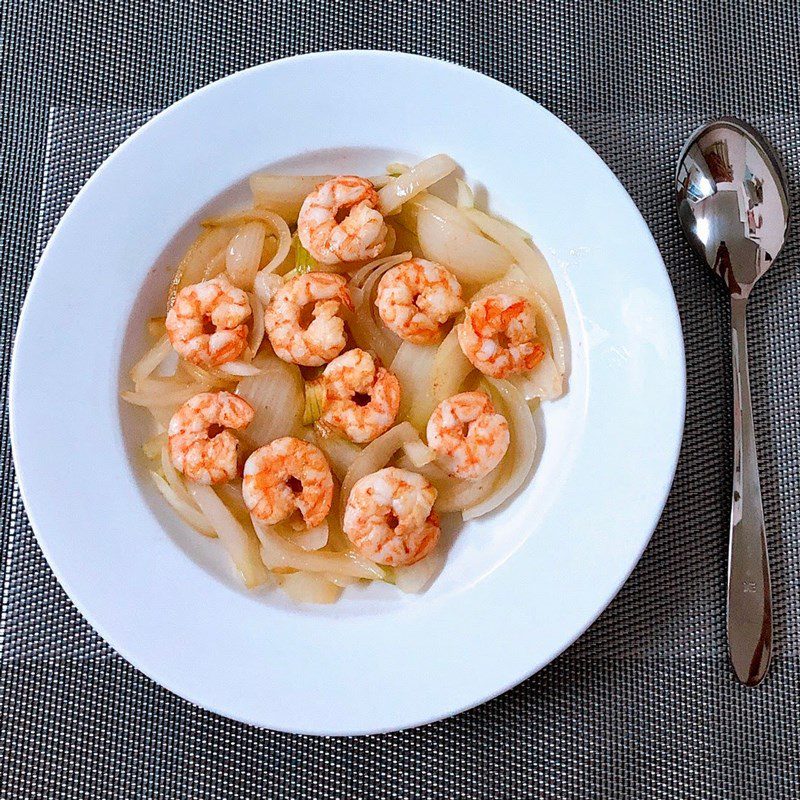 Step 3 Final Product Stir-fried shrimp with onion