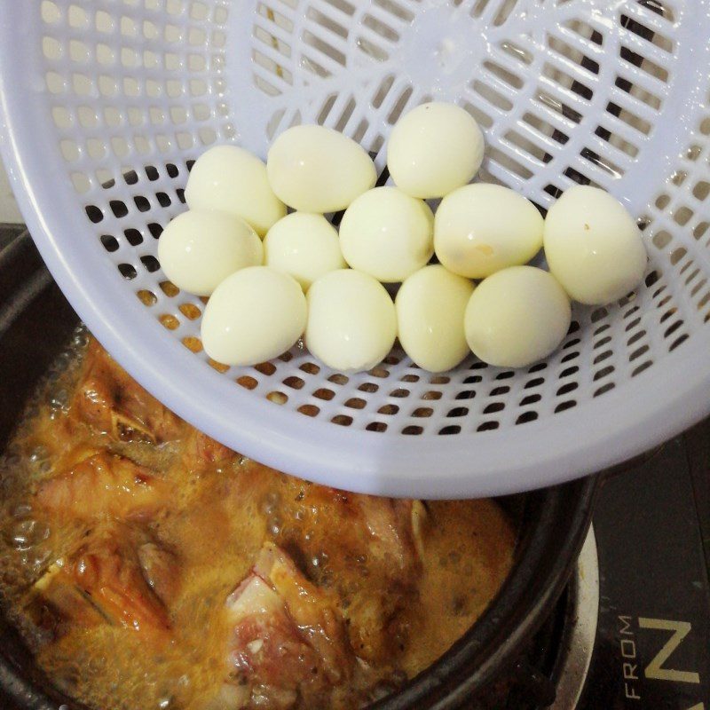 Step 4 Braised Ribs with Eggs Braised Pork Ribs with Quail Eggs