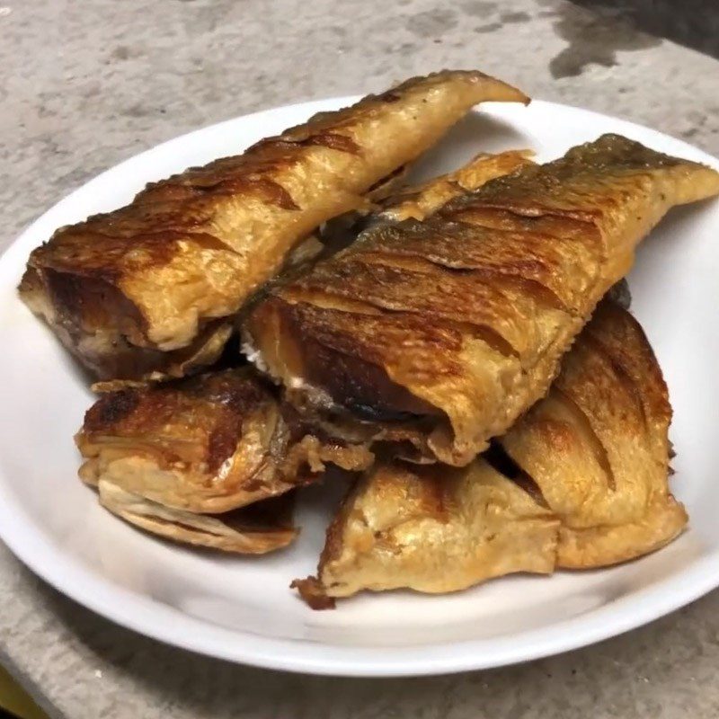 Step 3 Final product Fried snakehead fish