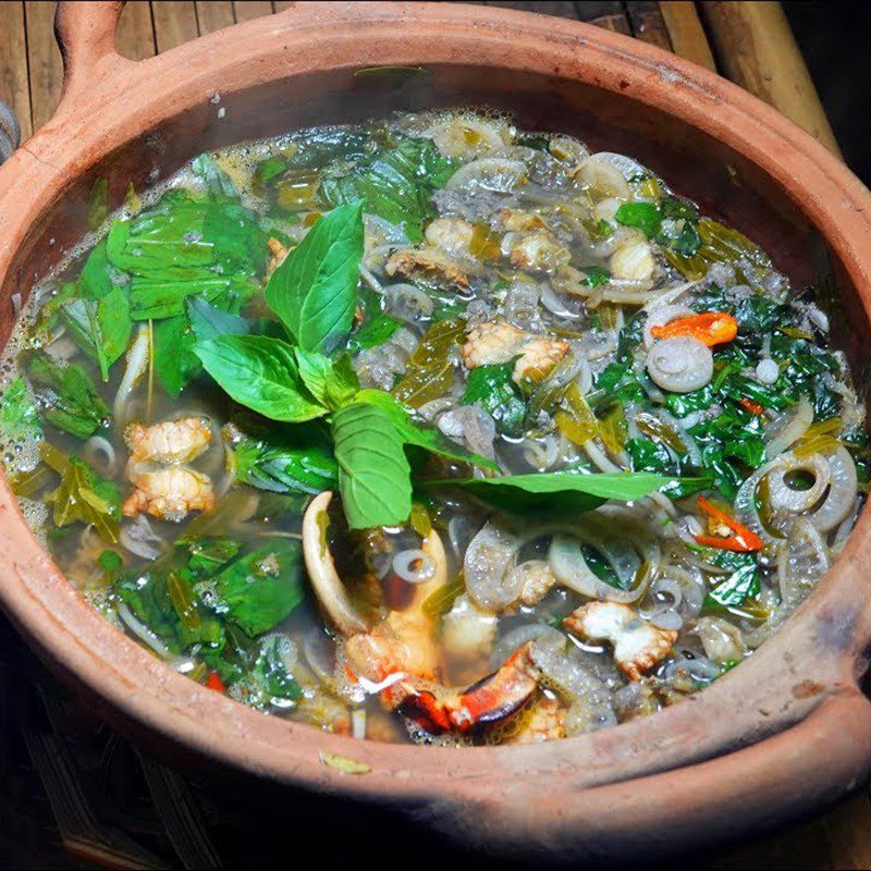 Step 5 Finished Product Crab Soup Cooked with Tamarind Leaves