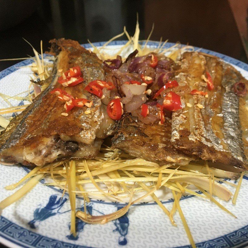 Step 4 Final Product Fried Mackerel with Lemongrass and Chili