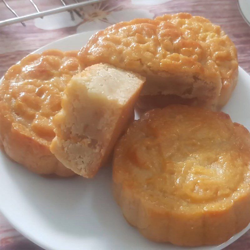 Step 8 Final product Mooncake for diabetics with lotus seed filling