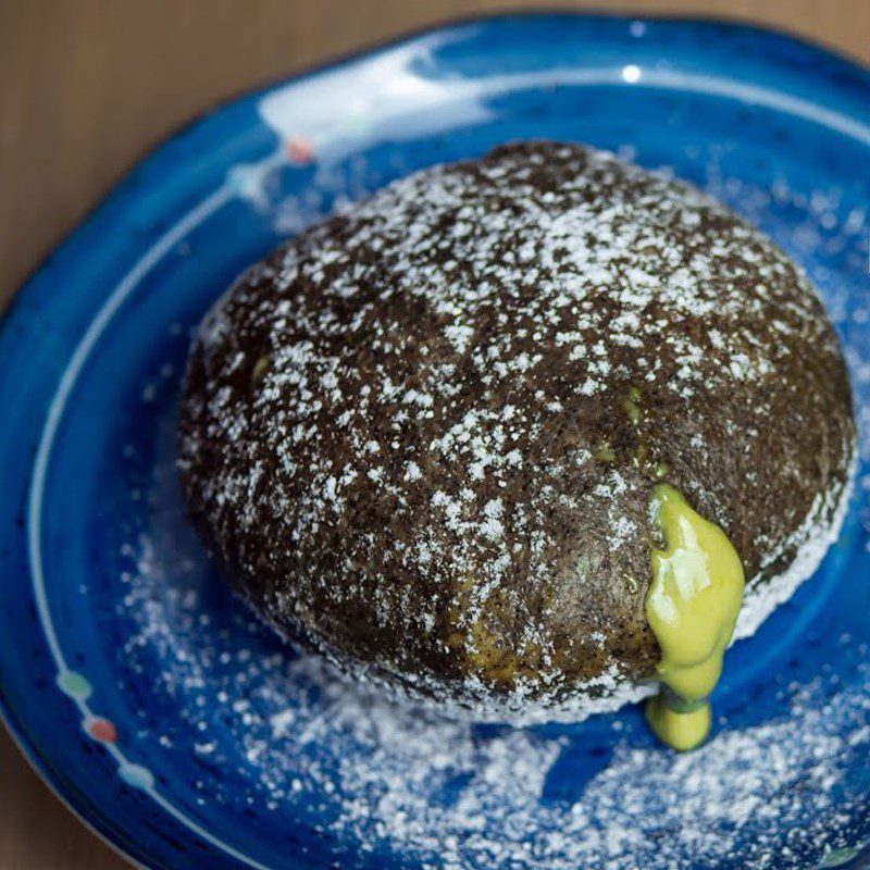 Step 7 Final product Black sesame bread with green tea matcha filling