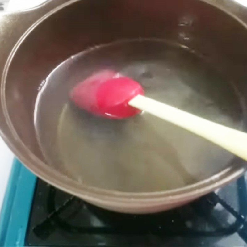 Step 4 Pour the jelly Mooncake with green tea jelly filling