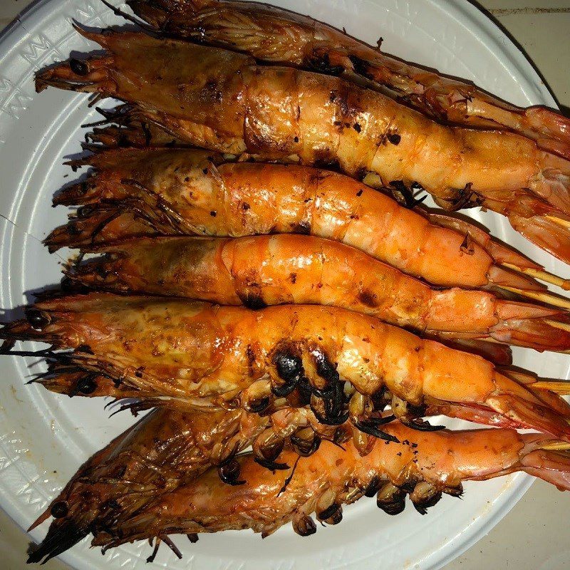 Step 4 Final product Grilled shrimp with satay