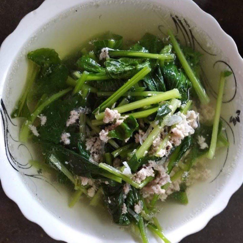 Step 4 Final Product Sweet mustard greens soup with minced meat