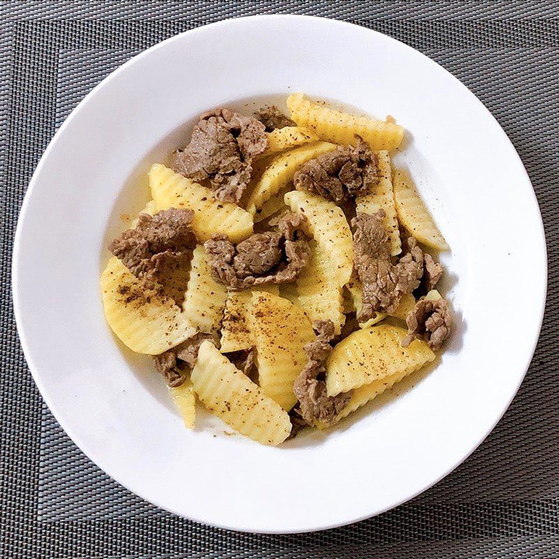 Step 4 Final product Stir-fried beef with potatoes