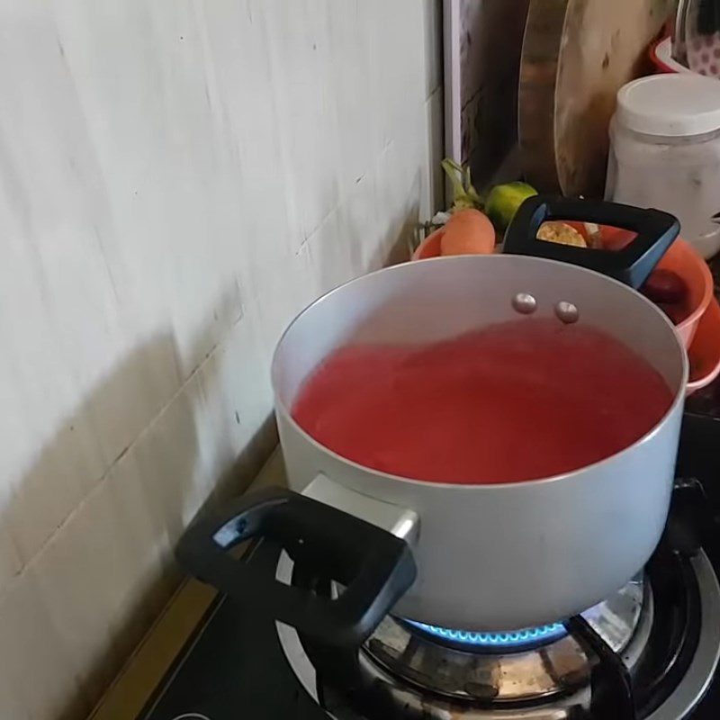 Step 5 Final product Beetroot porridge with fresh shrimp