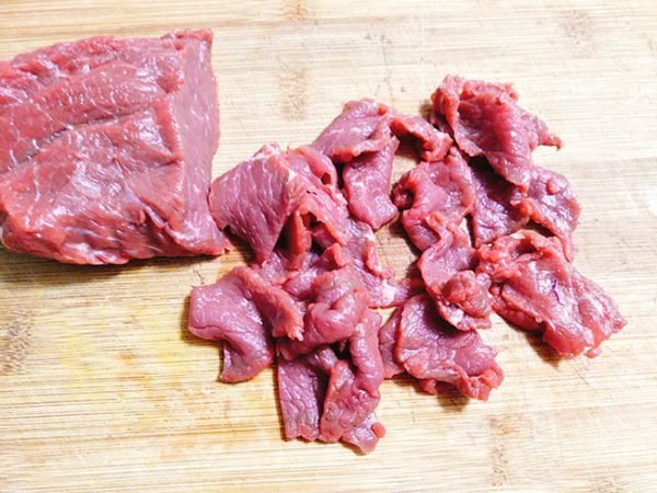 Step 1 Prepare the ingredients for Beef porridge with spinach