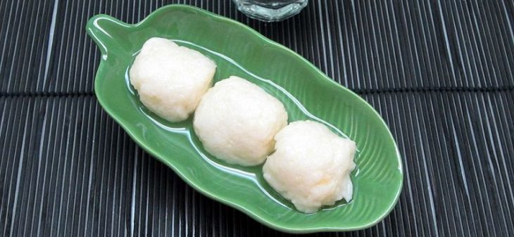 Three square sticky rice balls of Central people