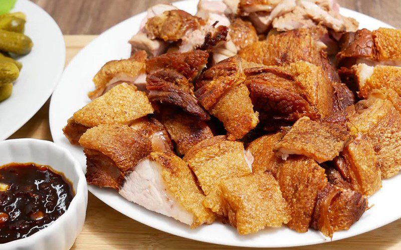 Salted pork knuckles