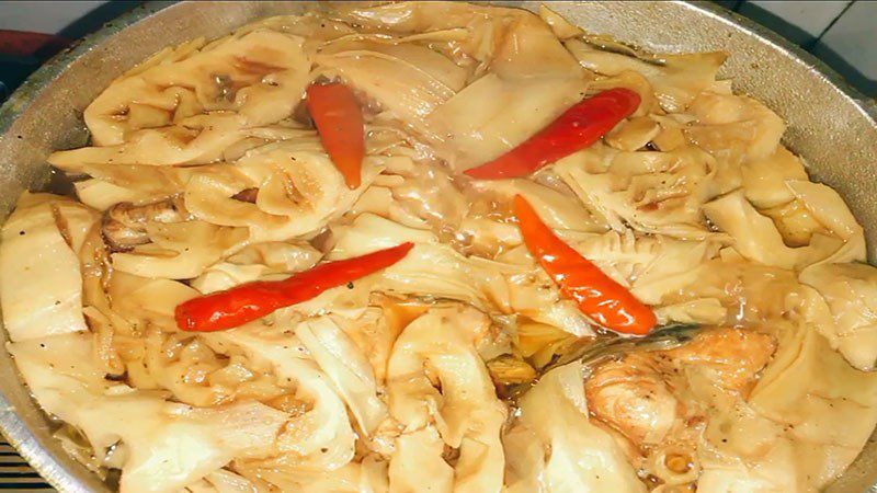 Braised carp with bamboo shoots