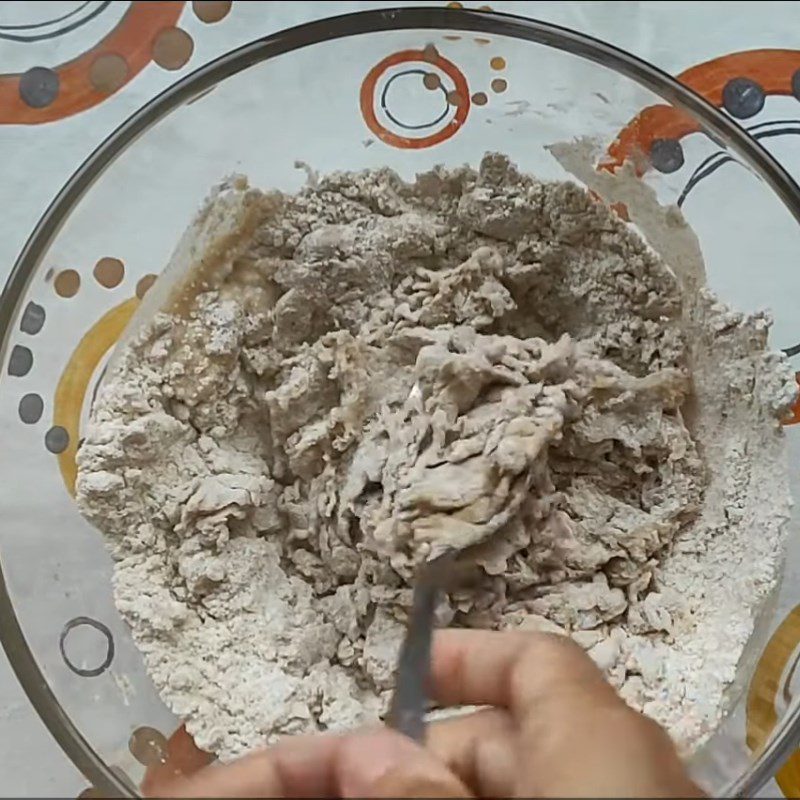 Step 2 Mix the dough for whole wheat butter bread using an air fryer