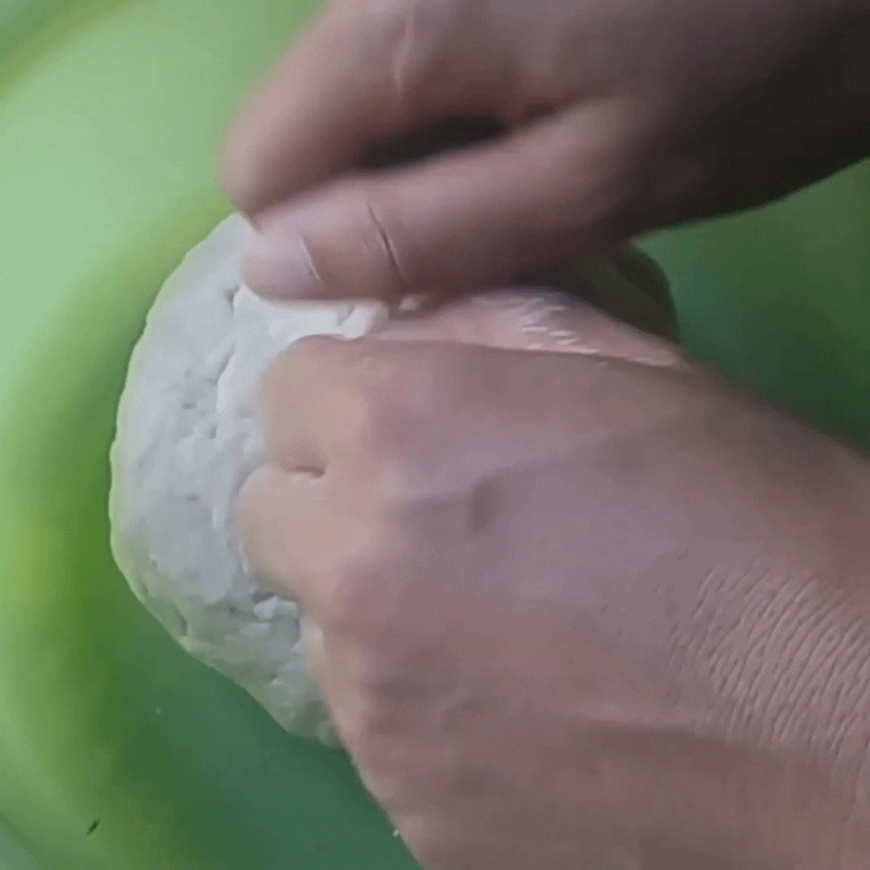 Step 1 Mix the dough for coconut-filled buns