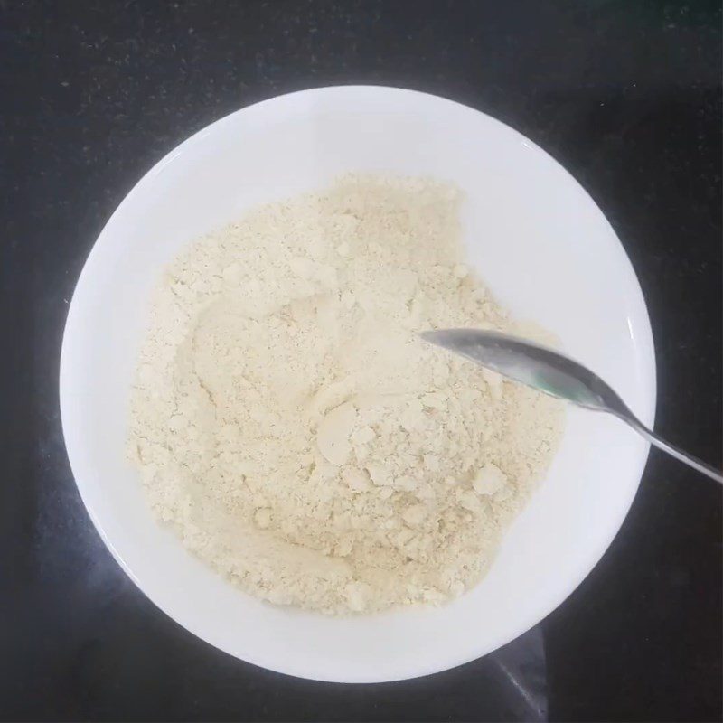 Step 5 Mixing the dough for the Mid-Autumn Mooncake skin for diabetics