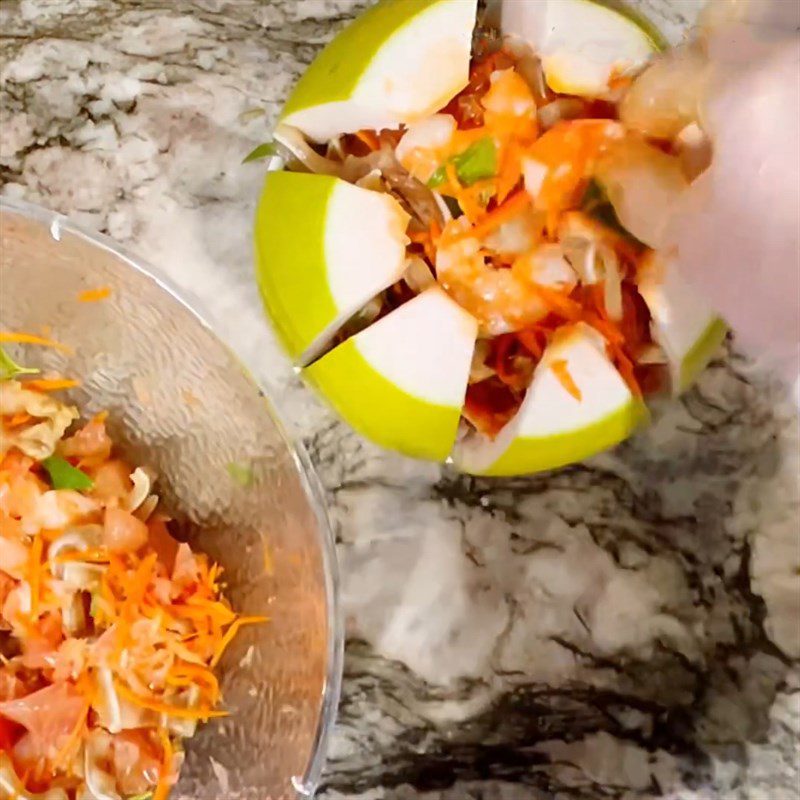 Step 4 Mix the salad Grapefruit Salad with Pig Ear