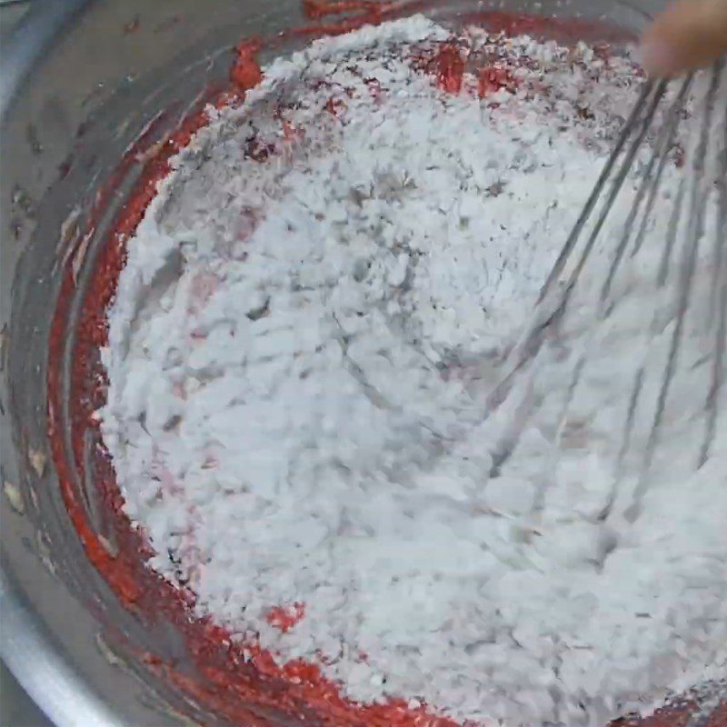 Step 4 Mixing the cake batter for Taiwanese yogurt lemon sponge cake