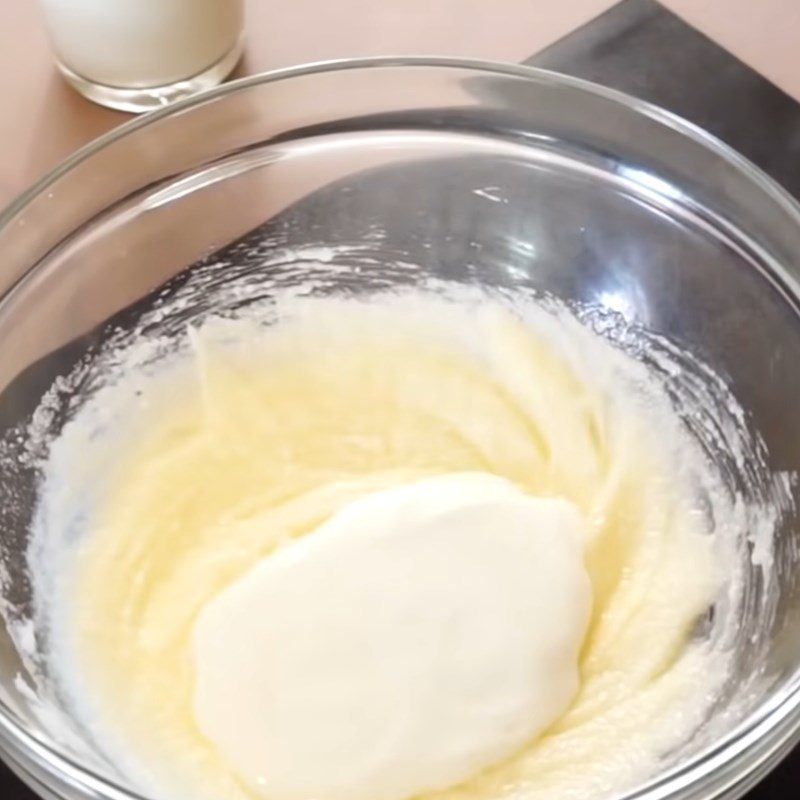 Step 1 Mix the cake batter for Microwave Cake