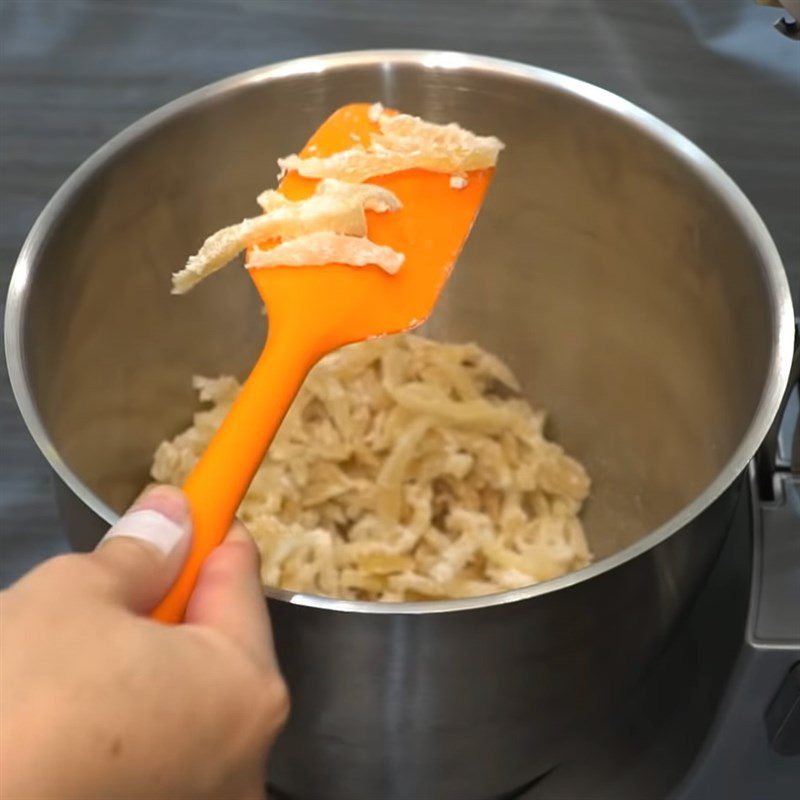 Step 2 Mix the beef tendon sausage mixture