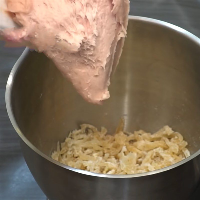 Step 2 Mix the beef tendon sausage mixture