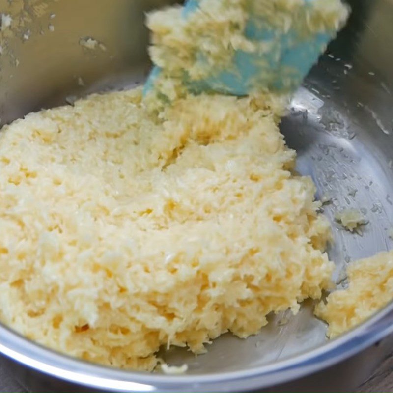 Step 2 Mix the milk mixture with dried coconut flakes and refrigerate Multi-colored Raffaello Cake