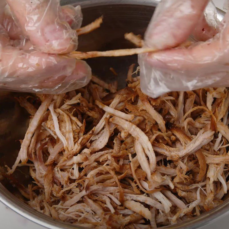 Step 4 Mixing and Stir-frying Char Siu Meat Mooncake with Mixed Char Siu