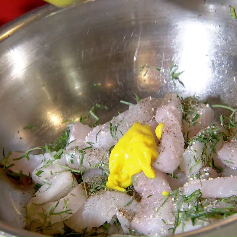 Step 3 Marinate the fish Fried fish with wild betel leaves