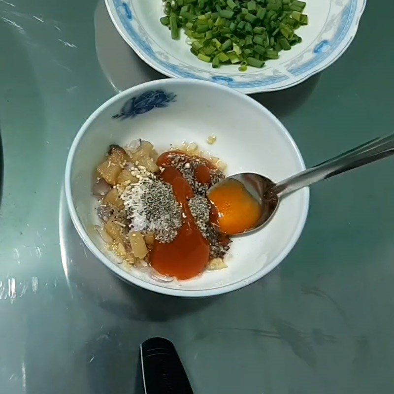 Step 2 Marinating the frog Grilled Frog with Scallion Oil in Foil