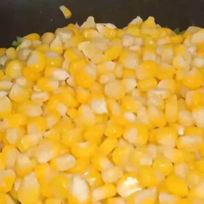 Step 3 Stir-fried Corn with Butter